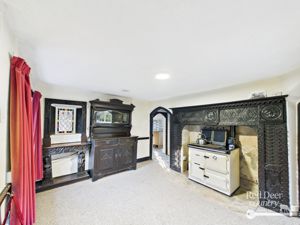 Dining Room- click for photo gallery